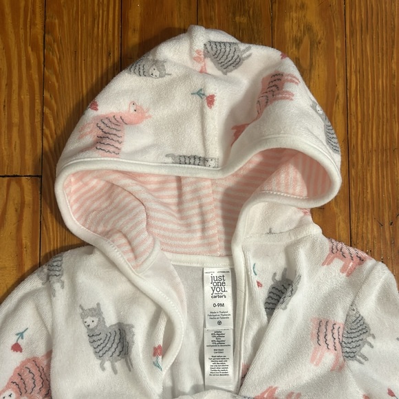 Carters 0-9 months girl bath robe - new without tags - Picture 3 of 8